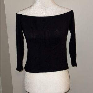 Off shoulder crop top